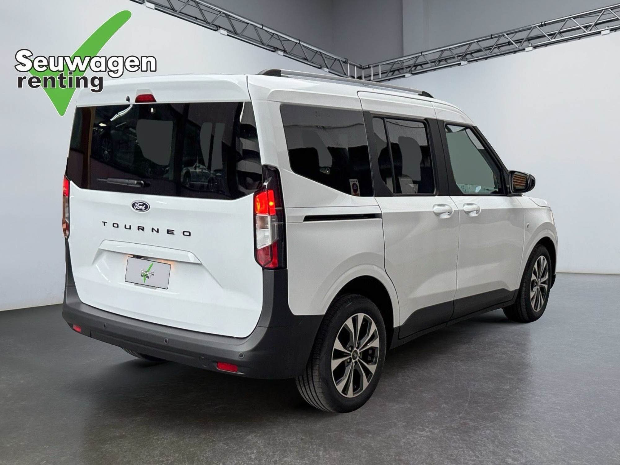 Ford Tourneo Courier Segur inclòs