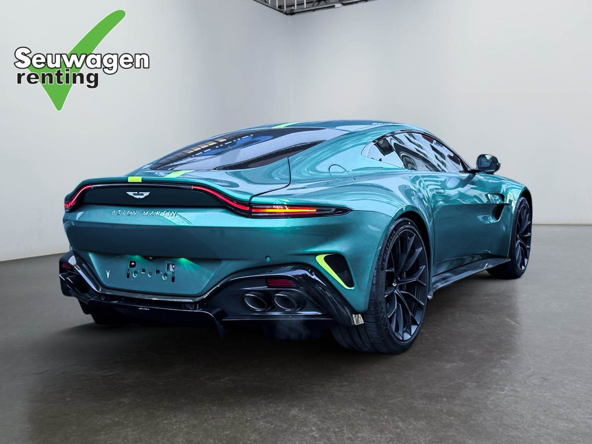 Aston Martin Vantage 1/24