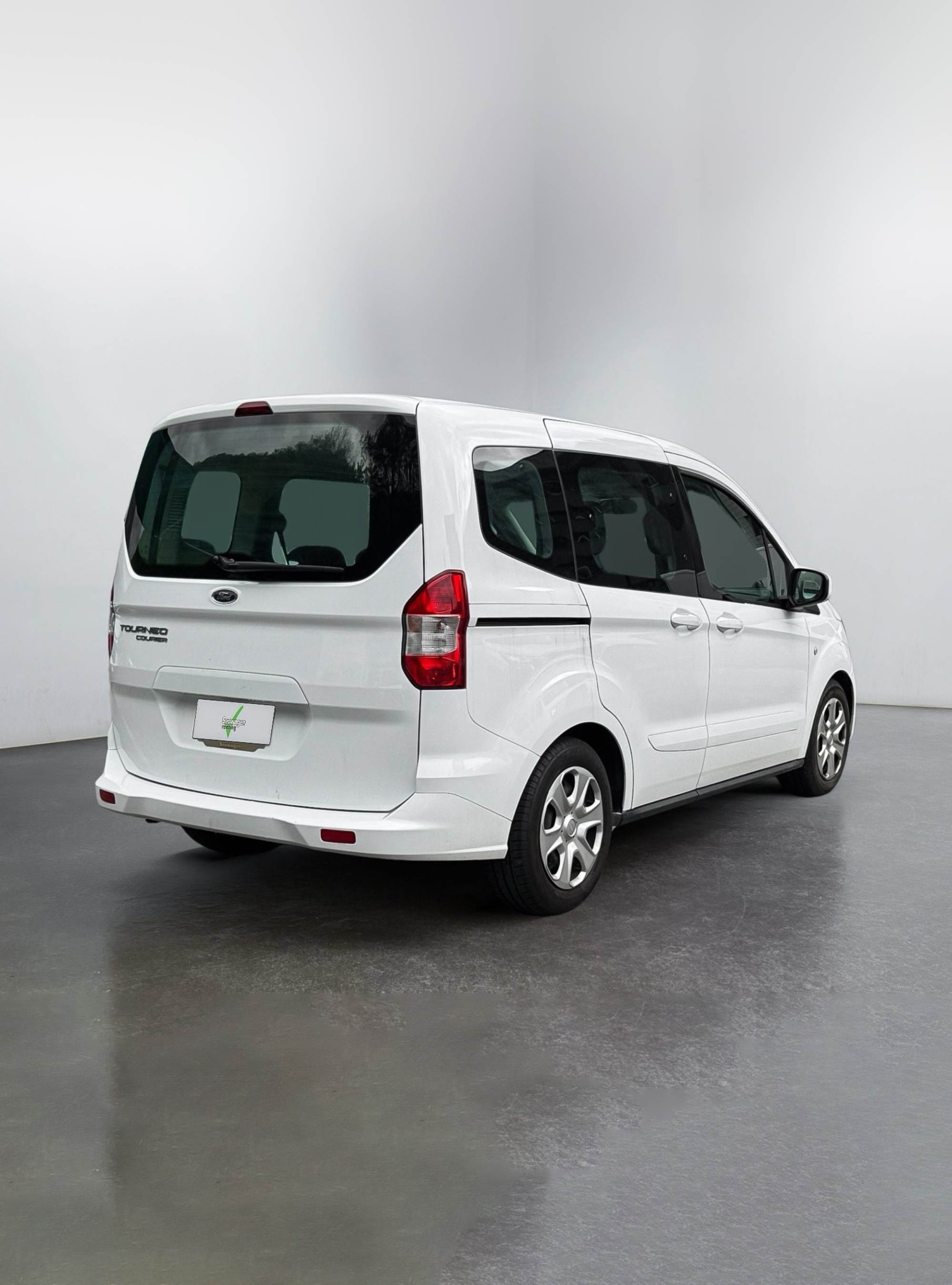 Ford Tourneo Courier 