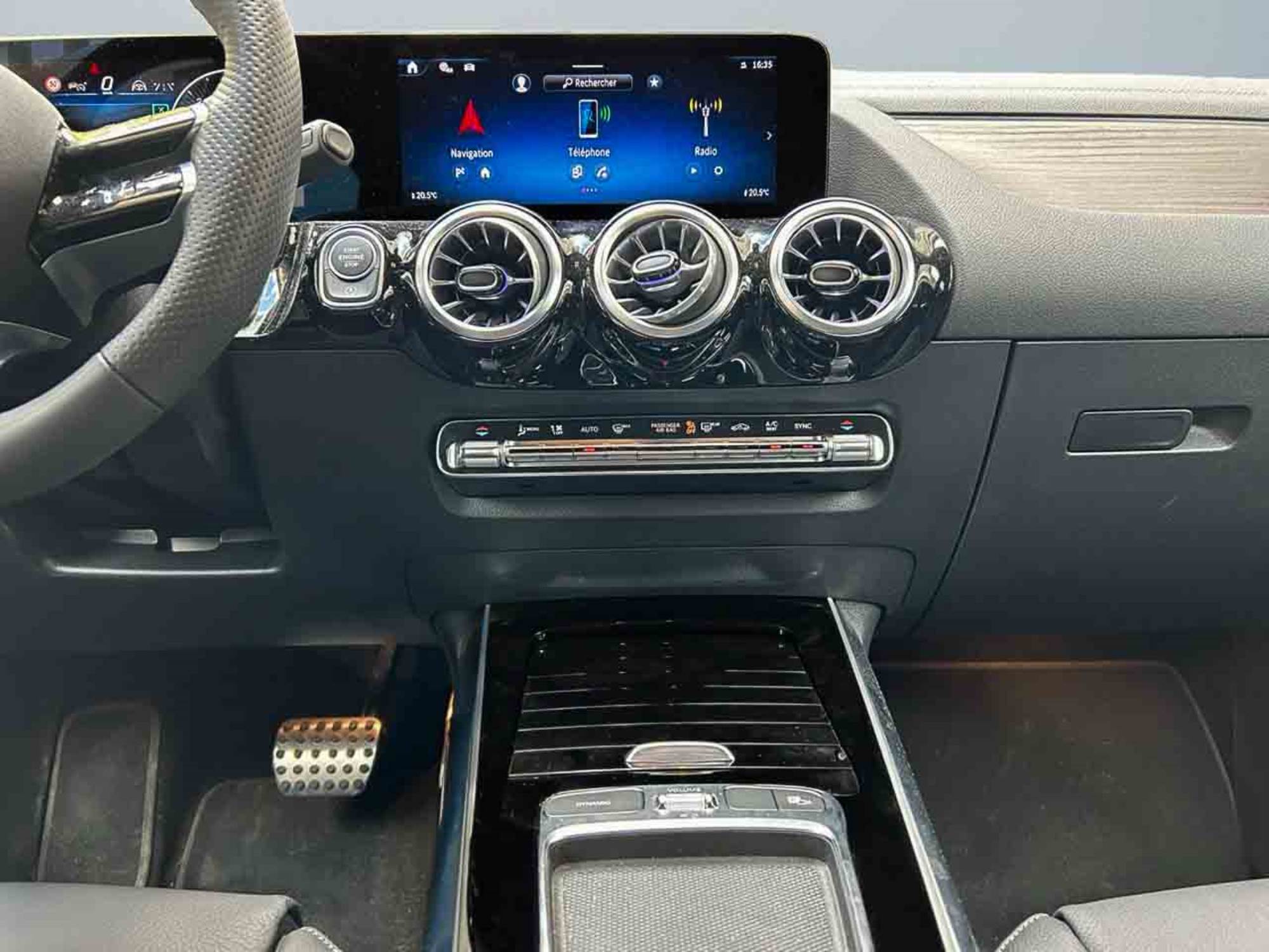 Mercedes-Benz GLA 220D 4MATIC