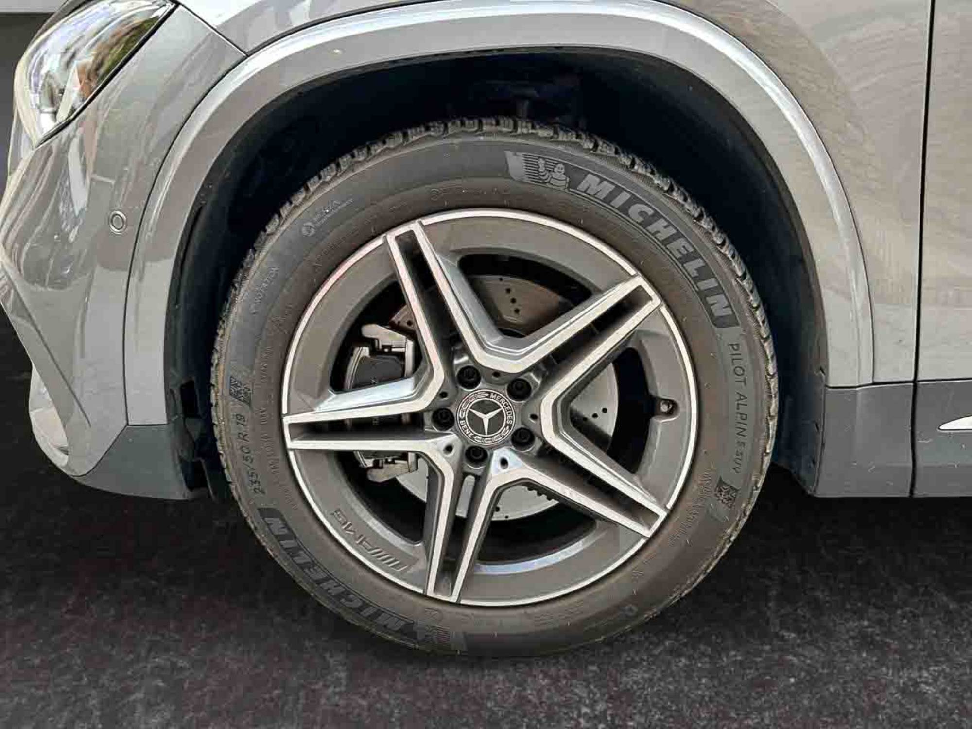 Mercedes-Benz GLA 220D 4MATIC