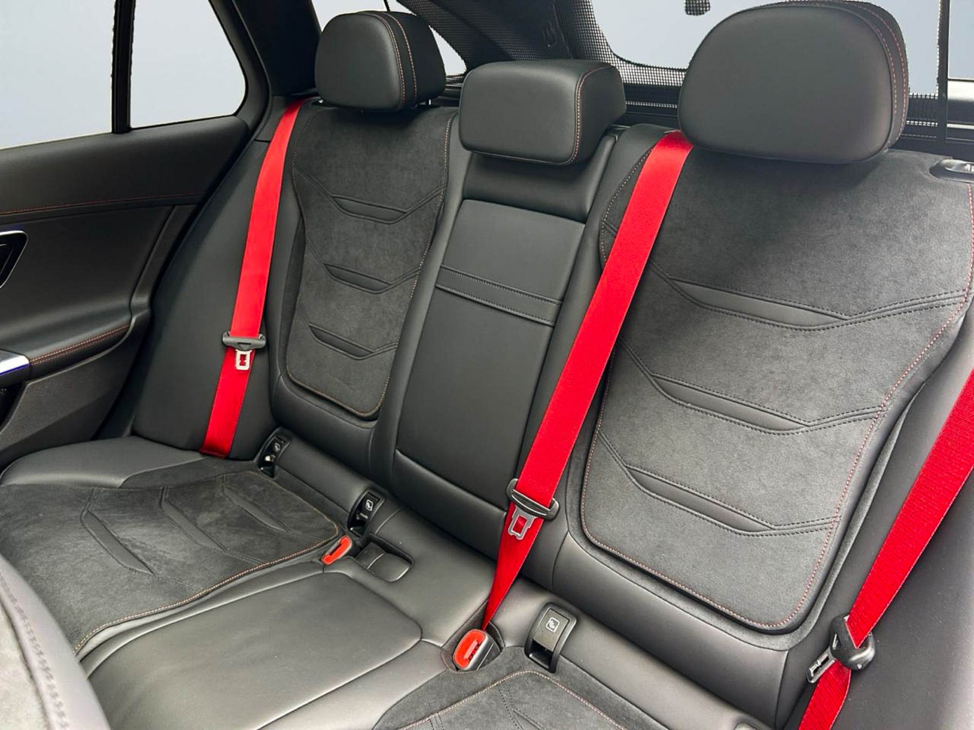 Mercedes-Benz C 43 AMG 4 MATIC
