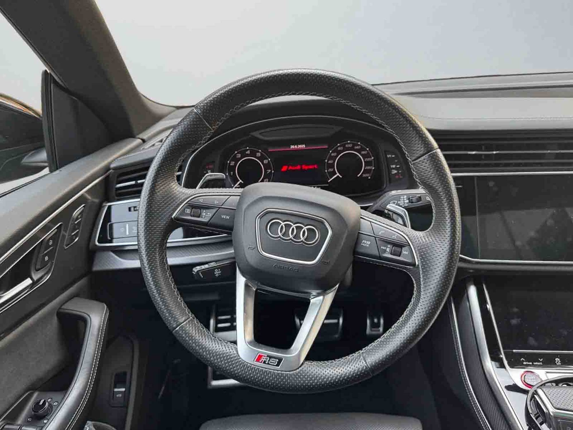 Audi RS Q8 