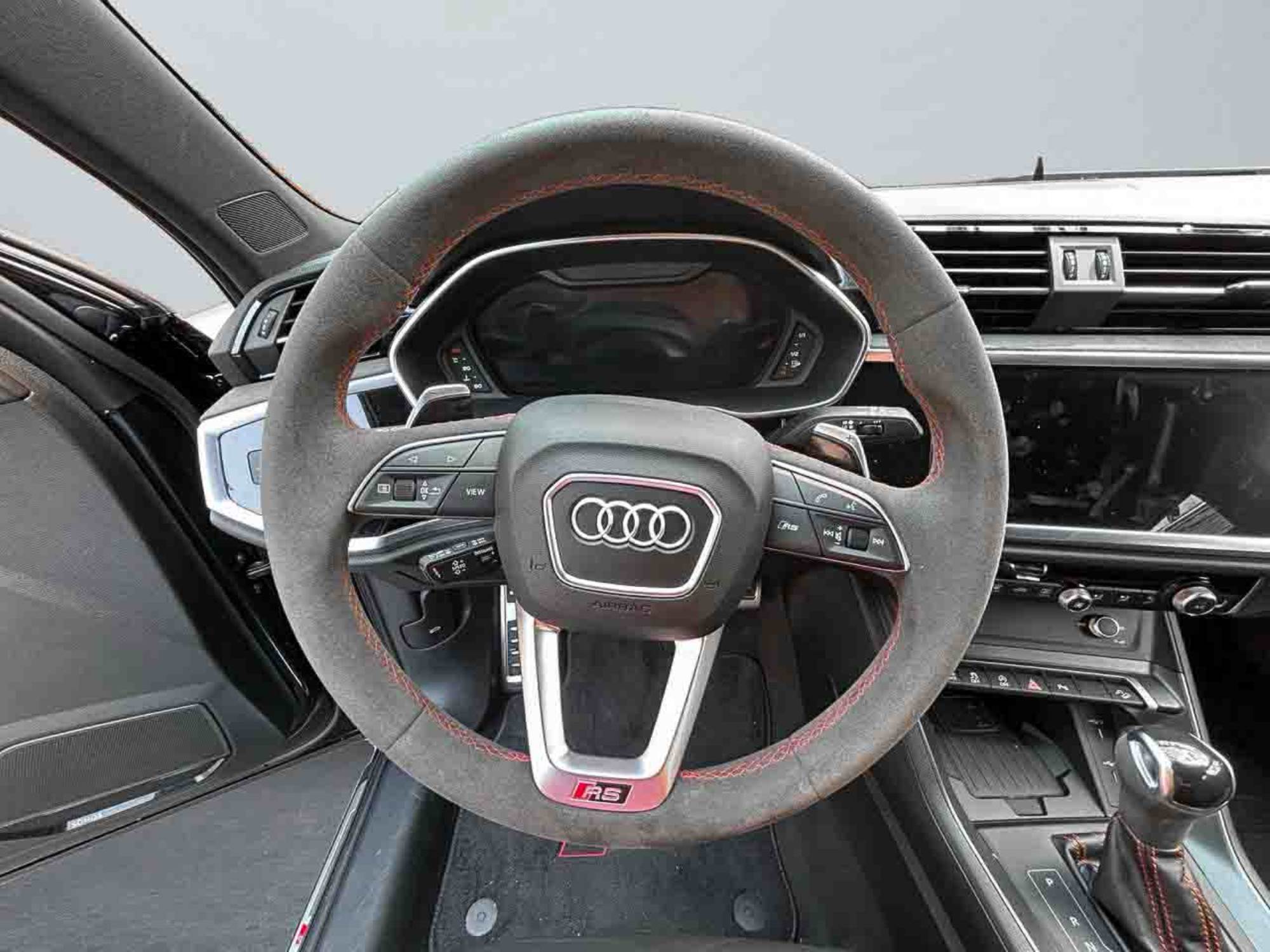 Audi RSQ3 400 CV