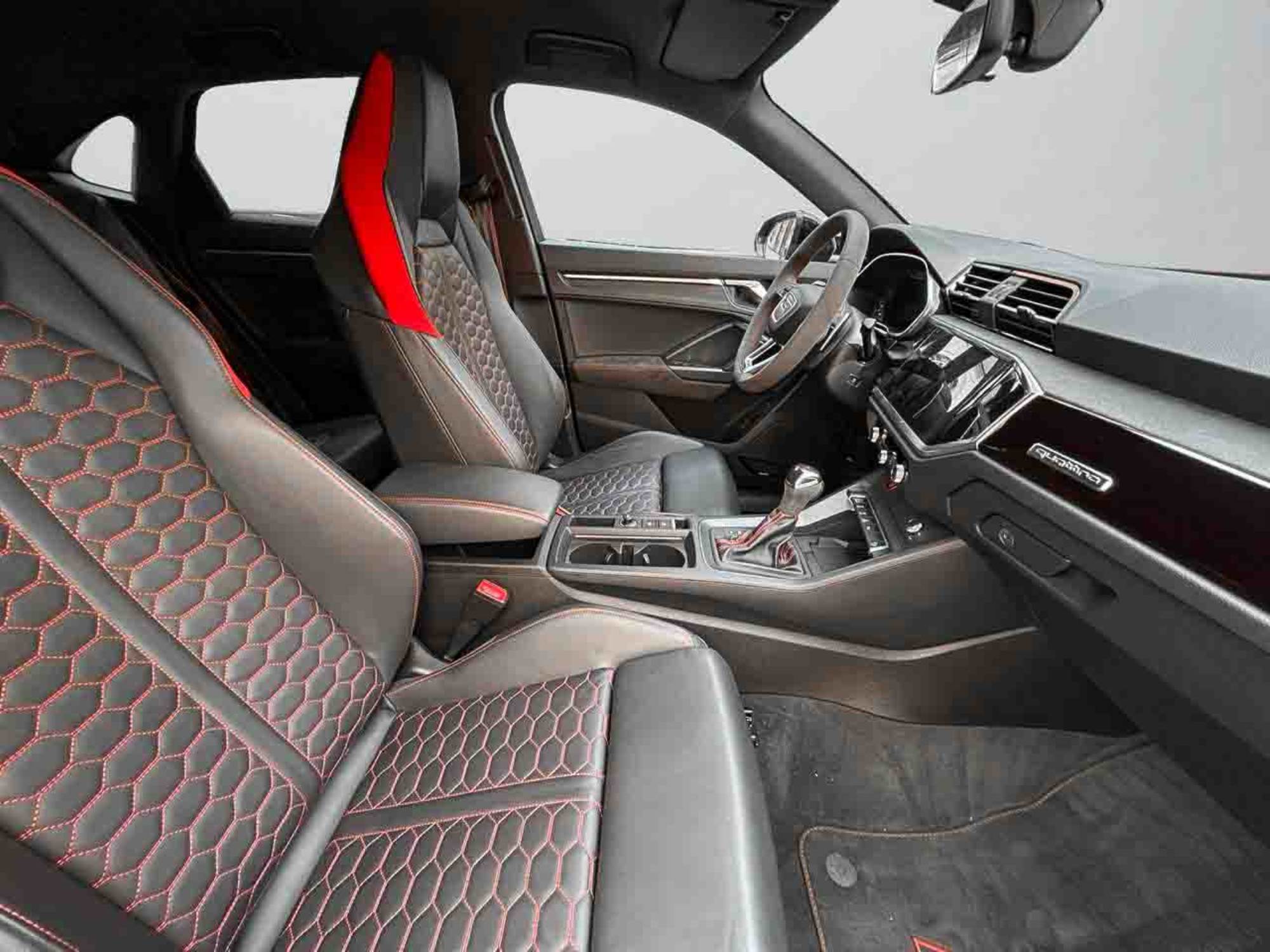 Audi RSQ3 400 CV