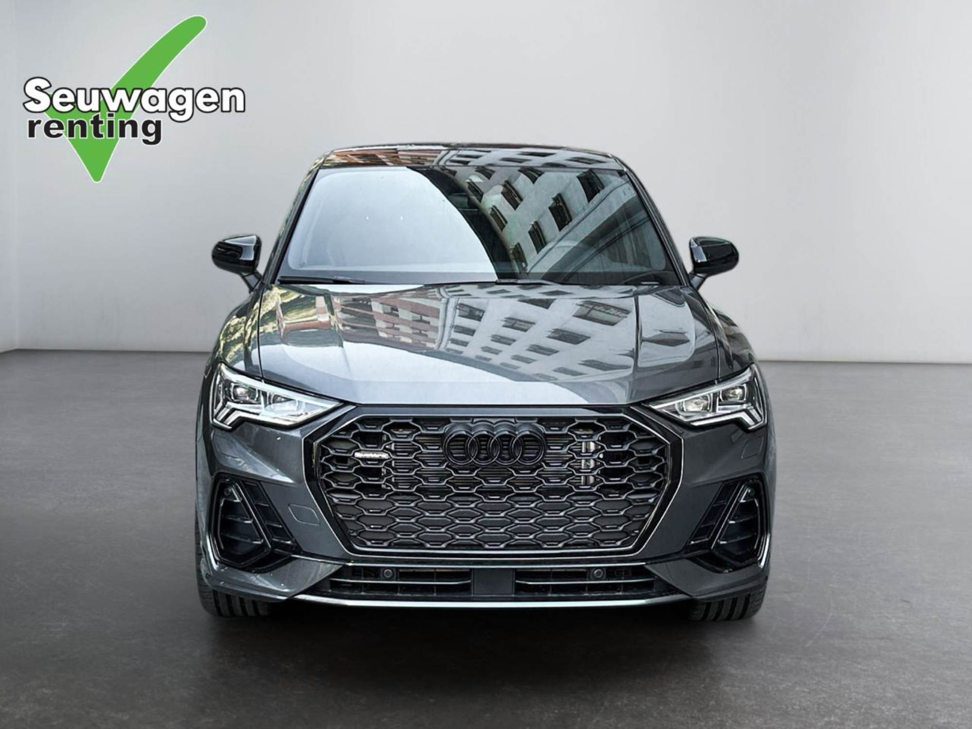 Audi Q3 Sportback black limited 40 TFSI