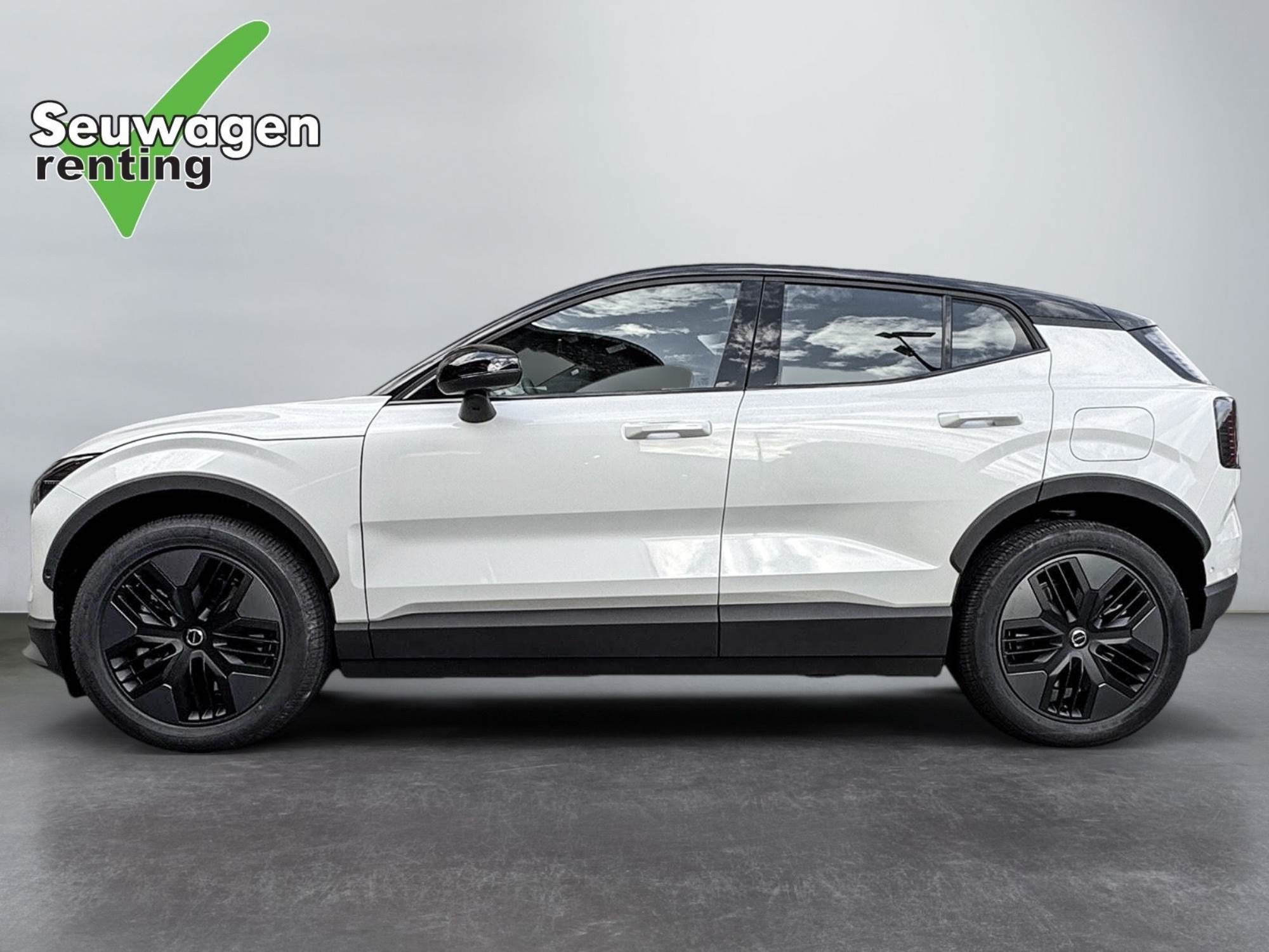 Volvo EX30 CC 248 CV NOU