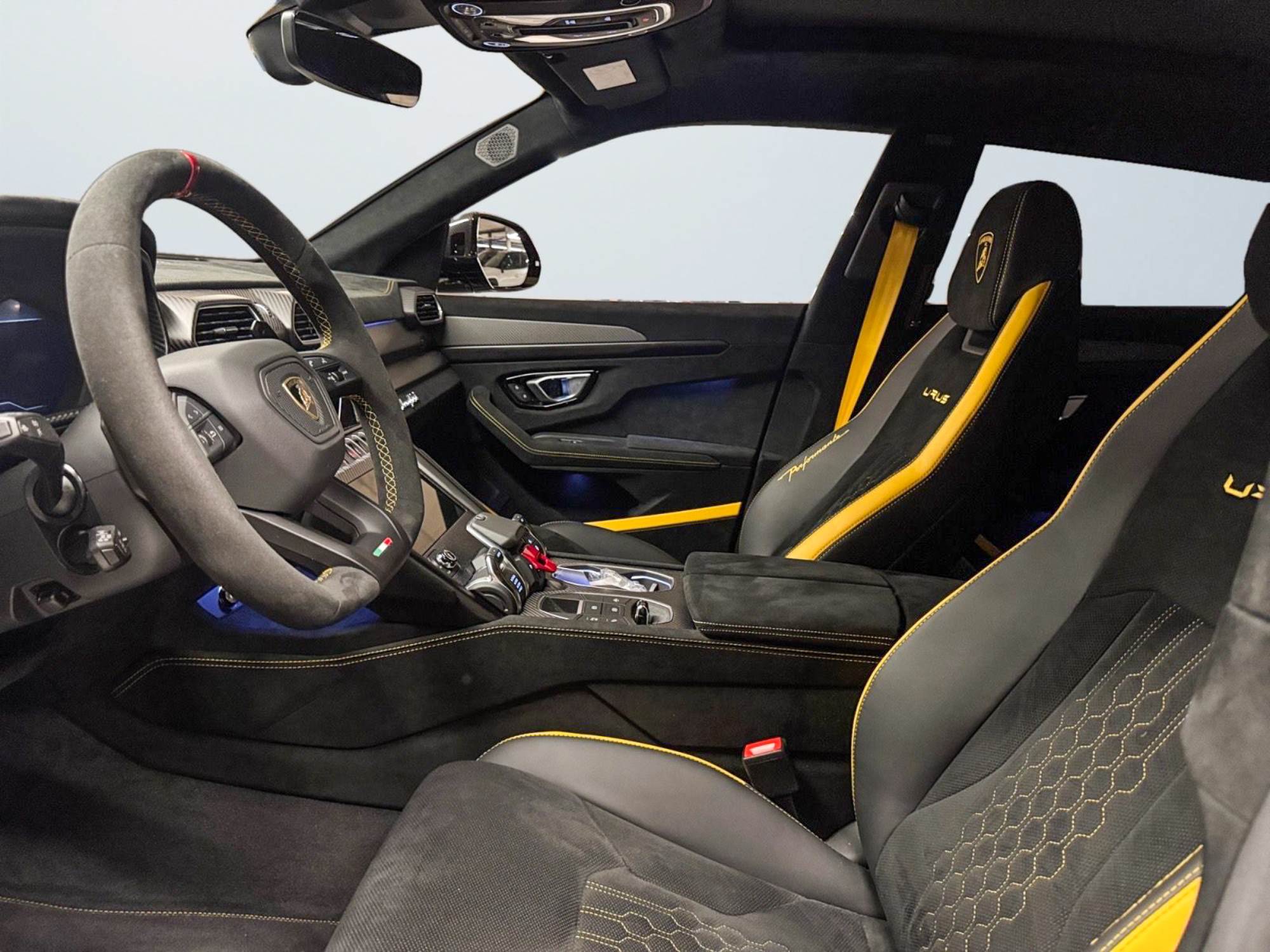 Lamborghini Urus Performante 666 CV