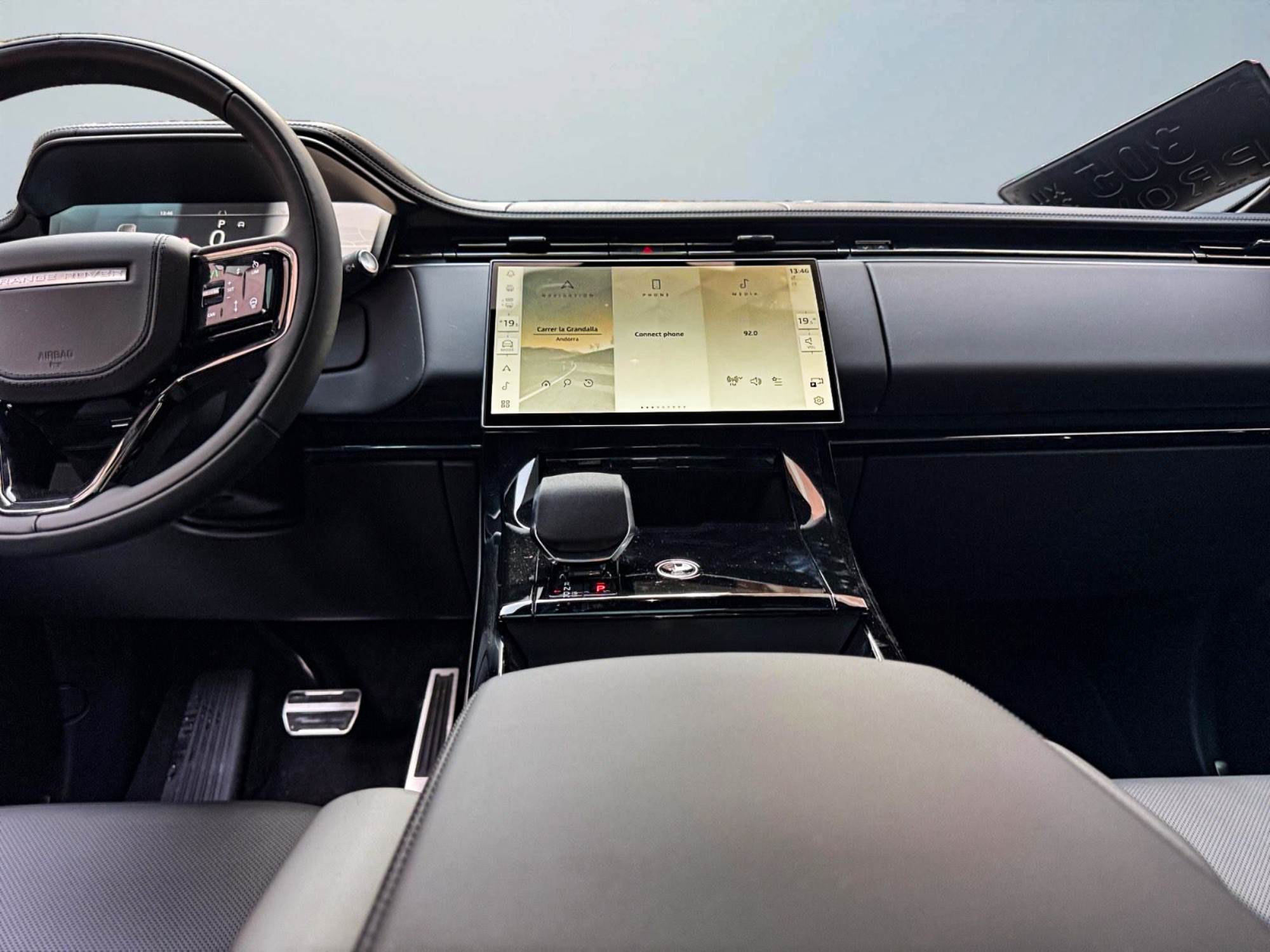 Land Rover Range Rover Sport P550e Autobiography