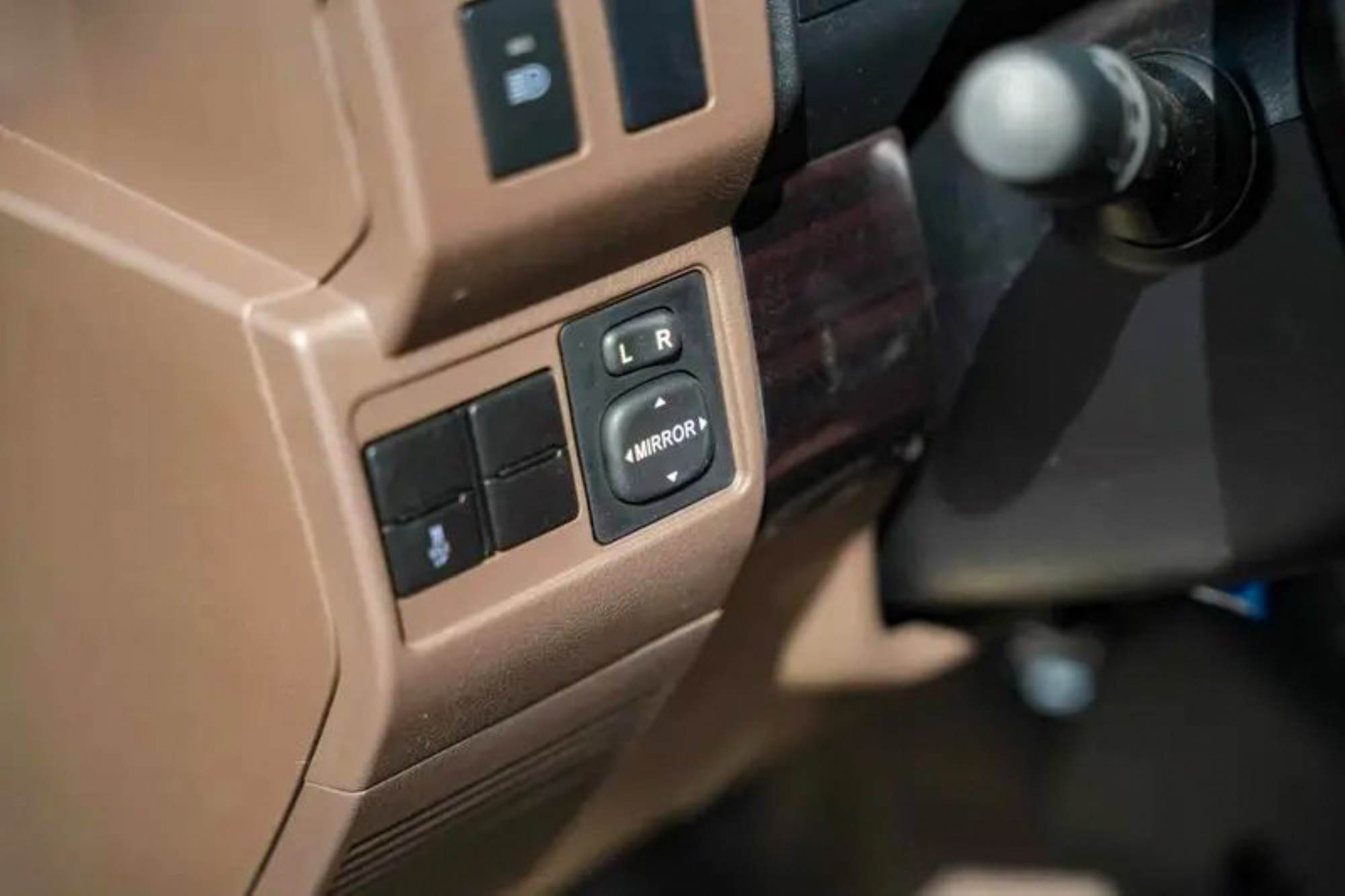 Toyota Land Cruiser LX71