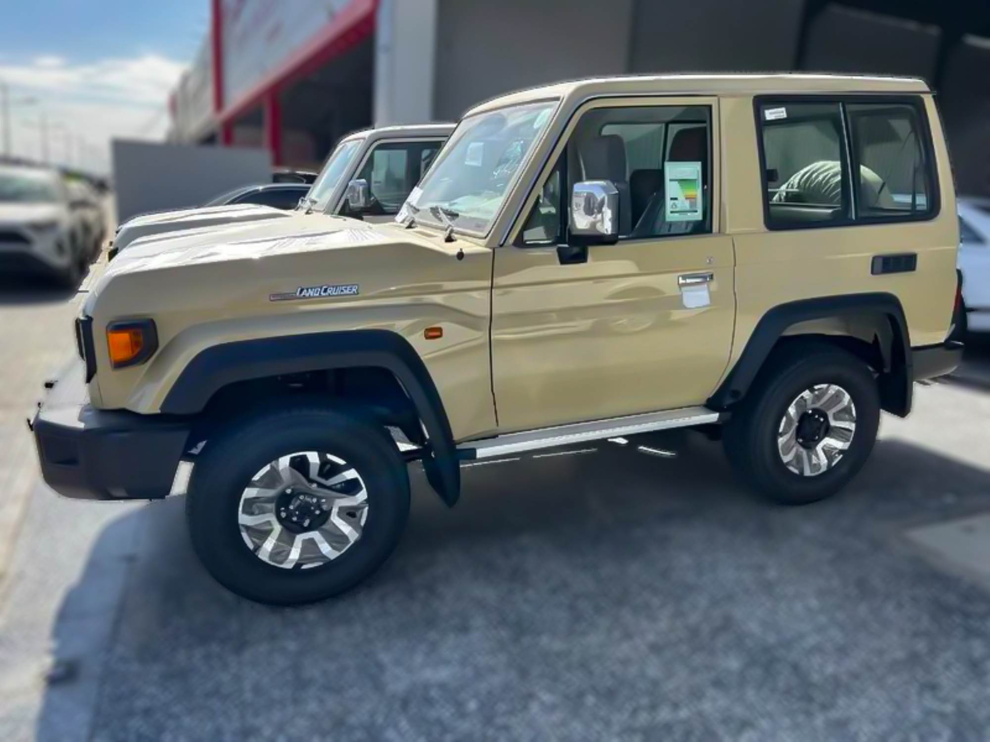 Toyota Land Cruiser LX71