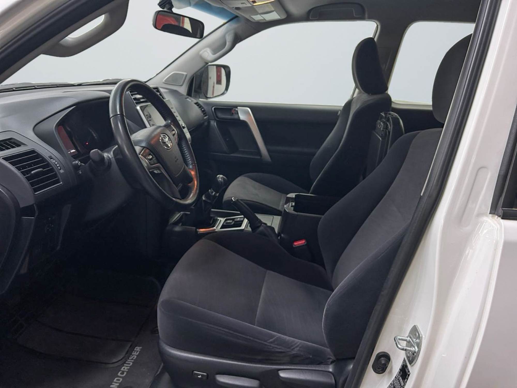 Toyota Land Cruiser 204 CV 4x4