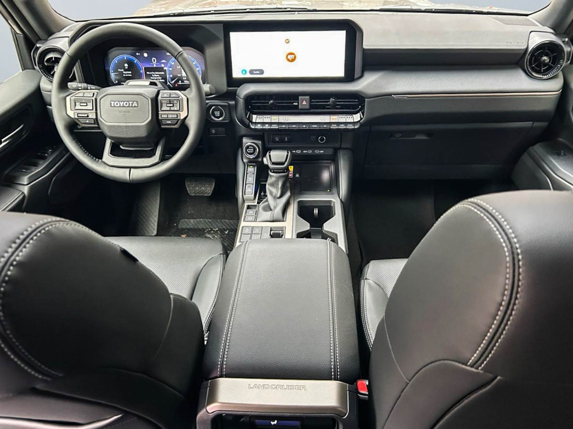 Toyota Land Cruiser 250 UX