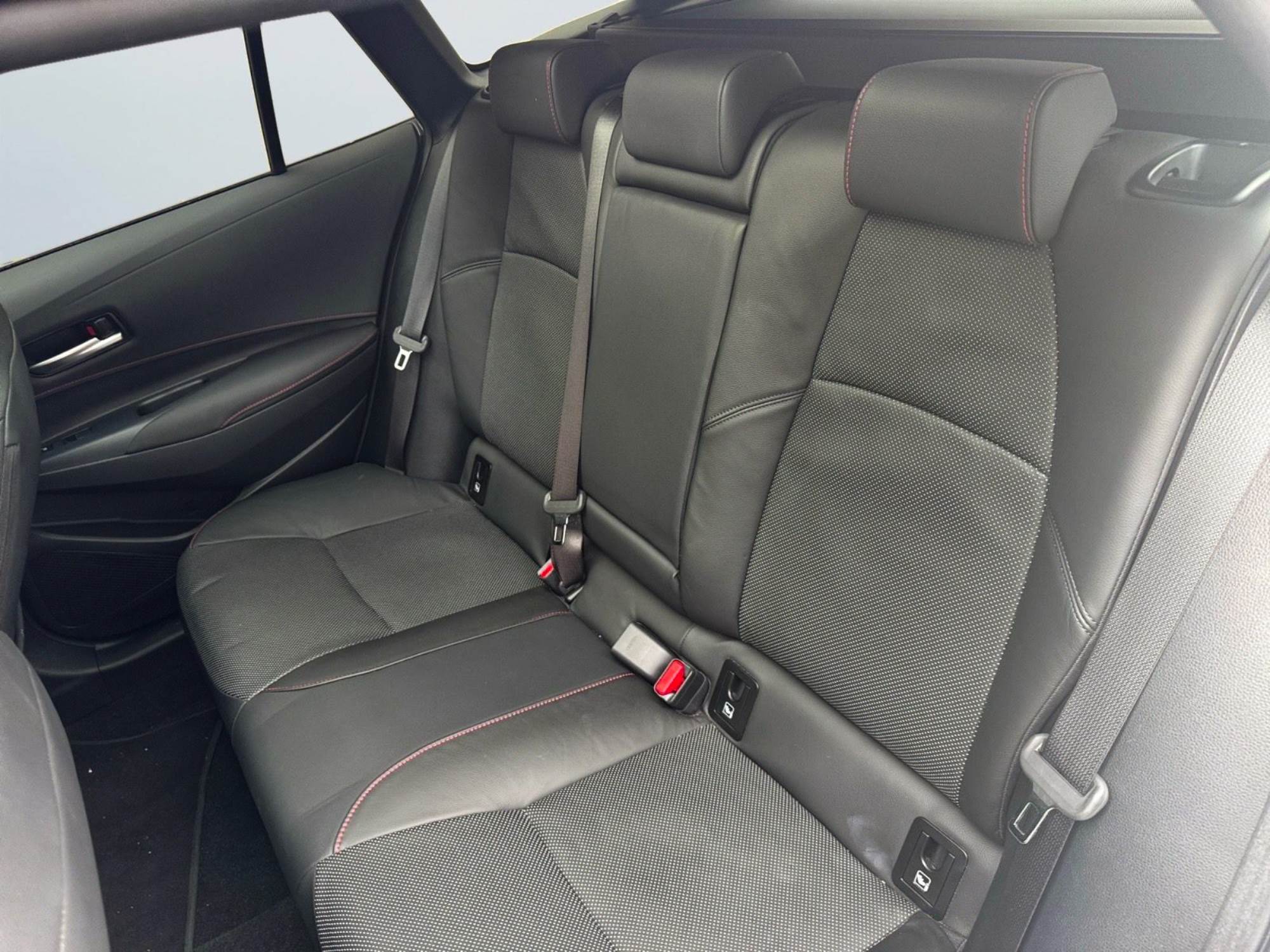 Toyota Corolla Híbrid gasolina