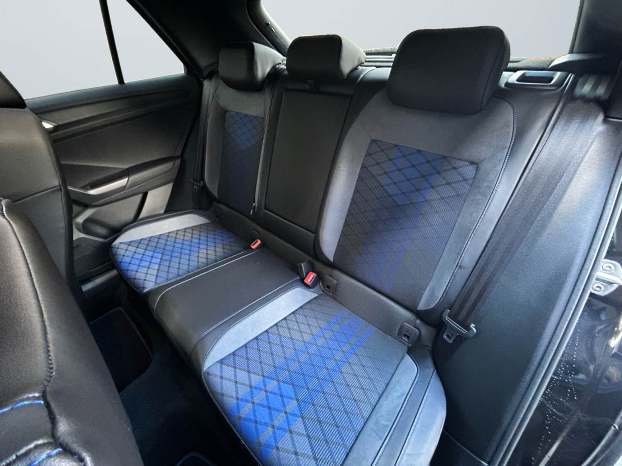 Volkswagen T-Roc R 300 CV 4Motion