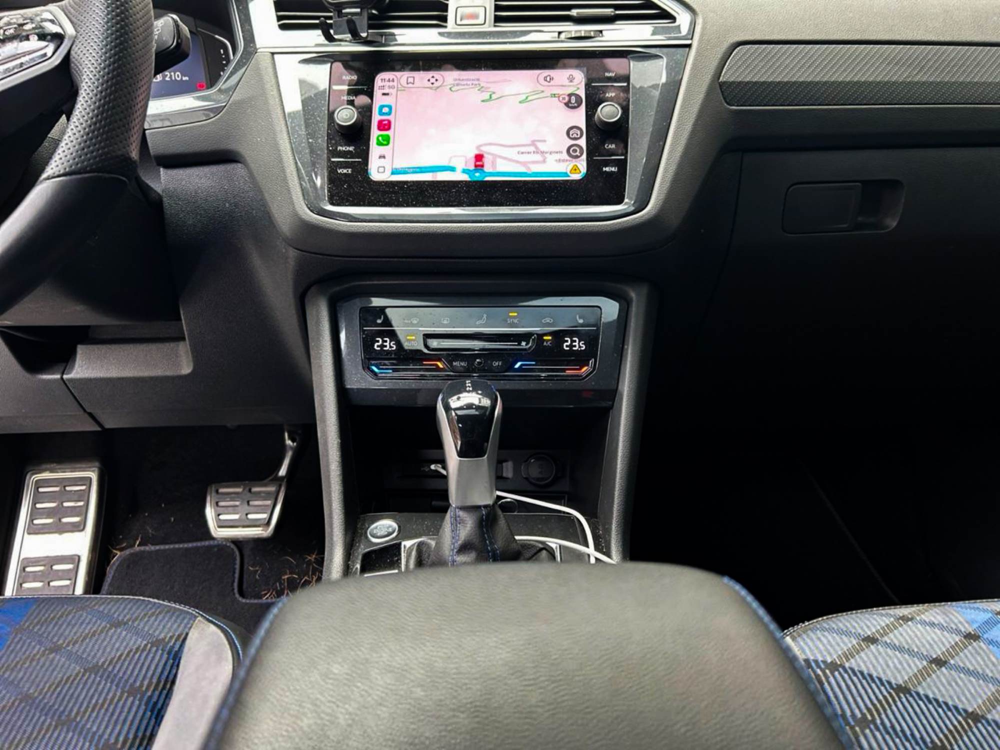 Volkswagen Tiguan R 320 CV