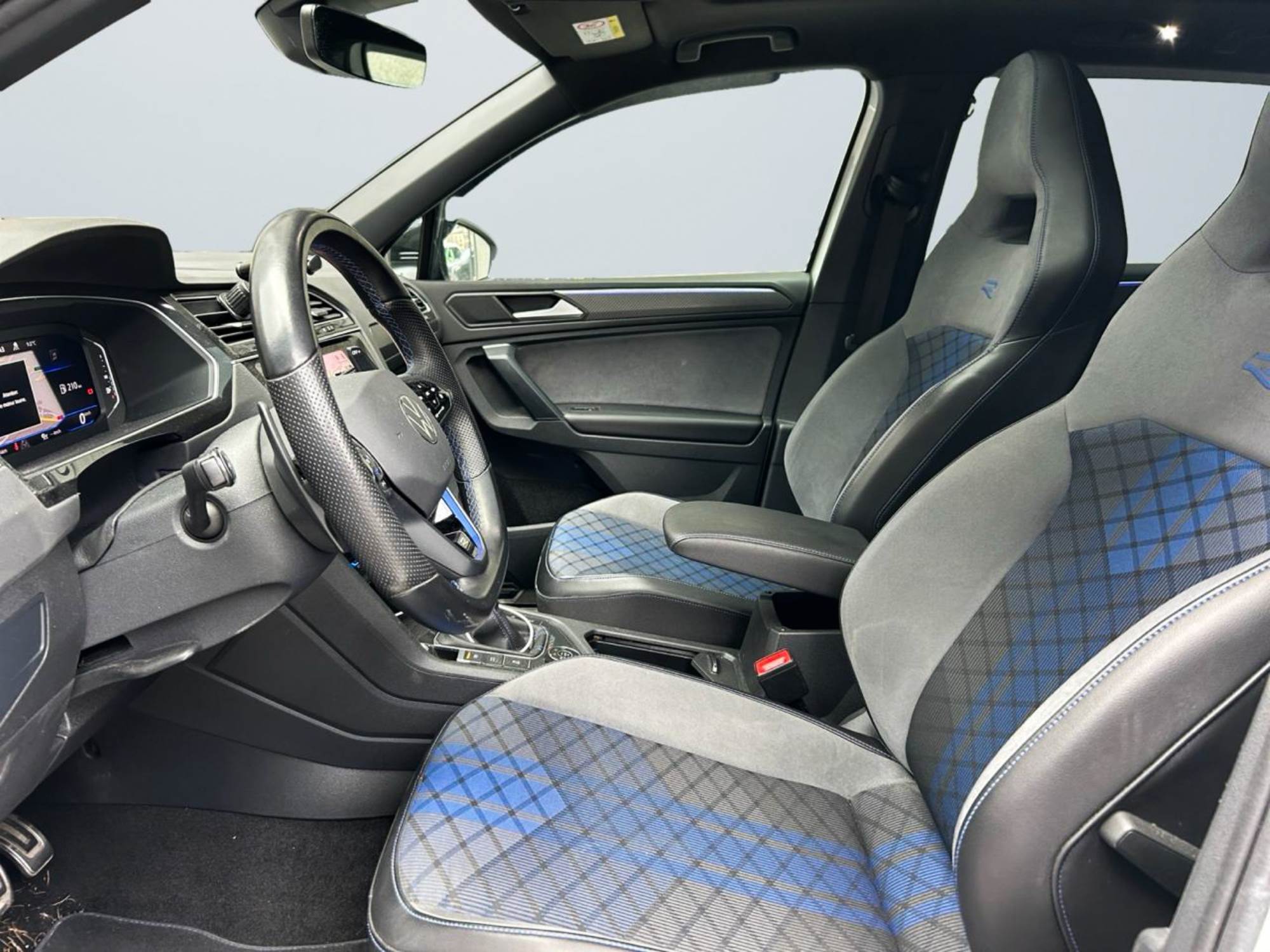 Volkswagen Tiguan R 320 CV