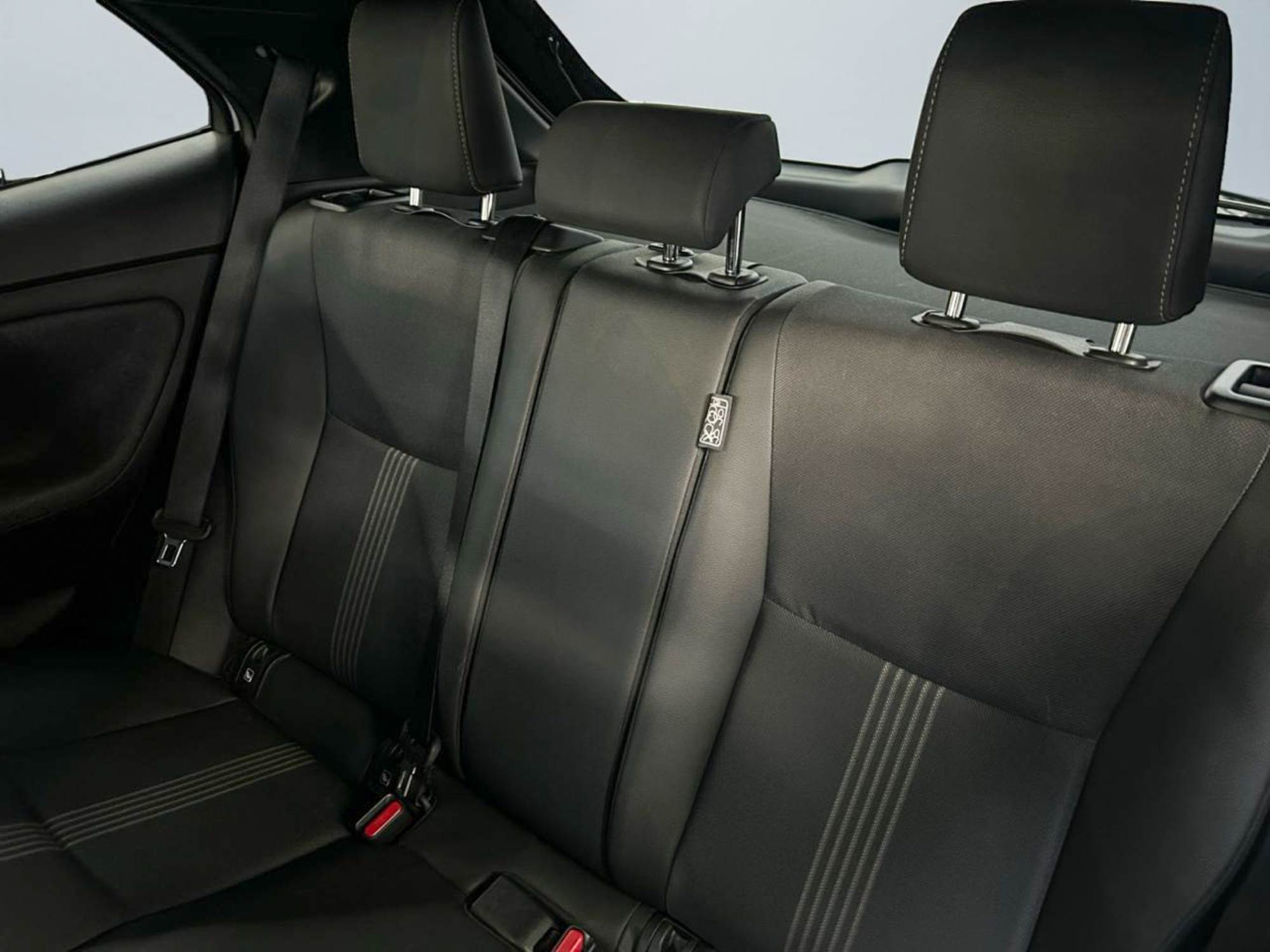 Toyota YARIS CROSS Hybrid AWD-i