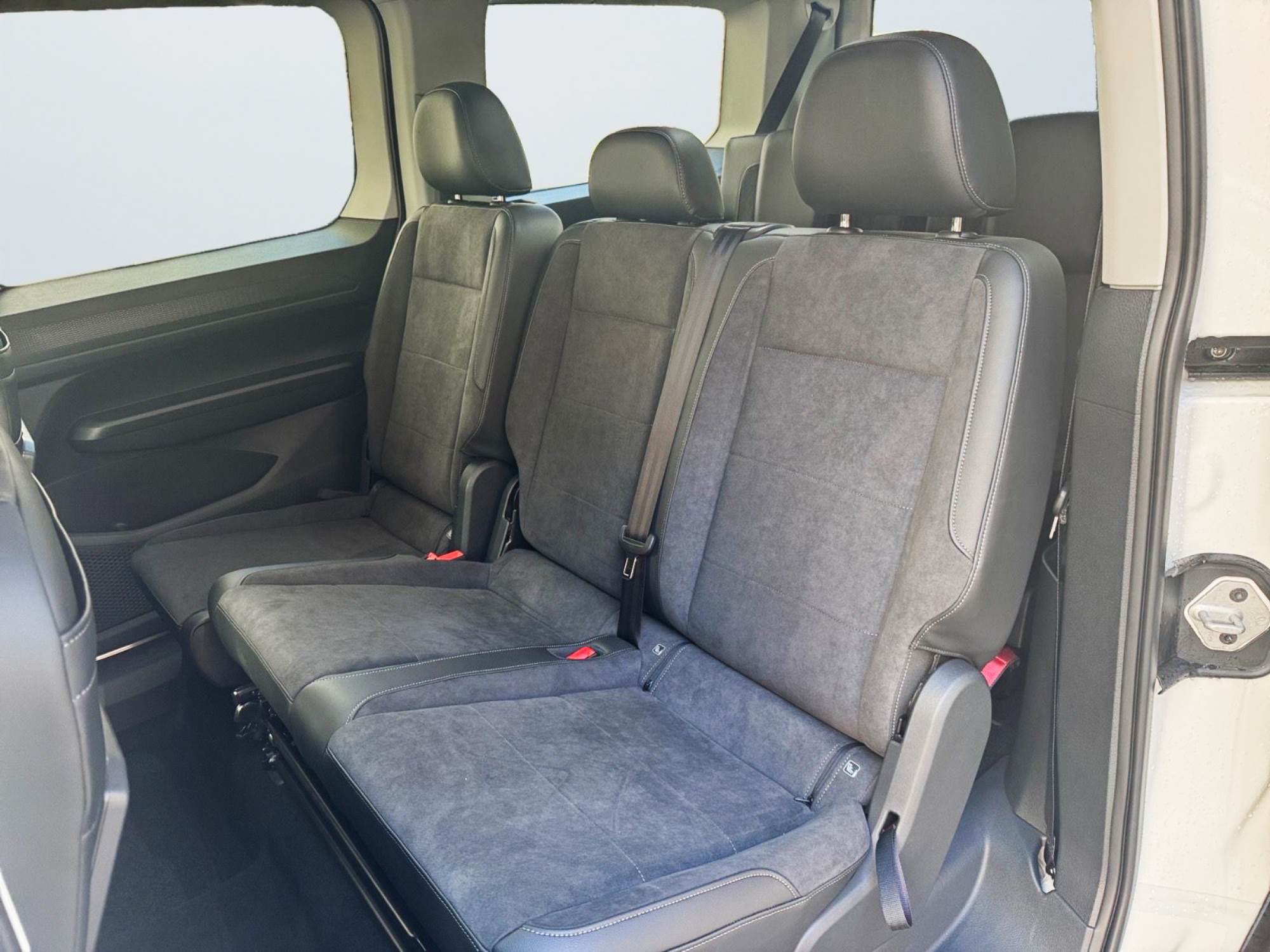 Volkswagen Caddy 7 places 150 CV