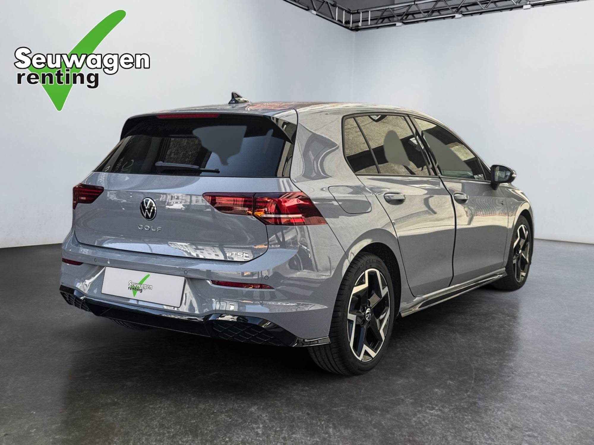 Volkswagen Golf eTSI 150 CV