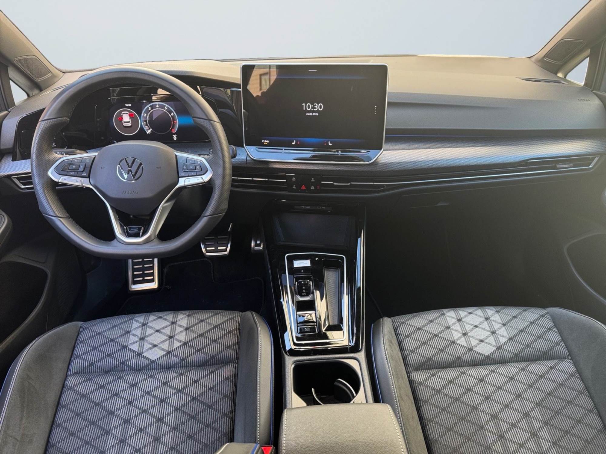 Volkswagen Golf eTSI 150 CV