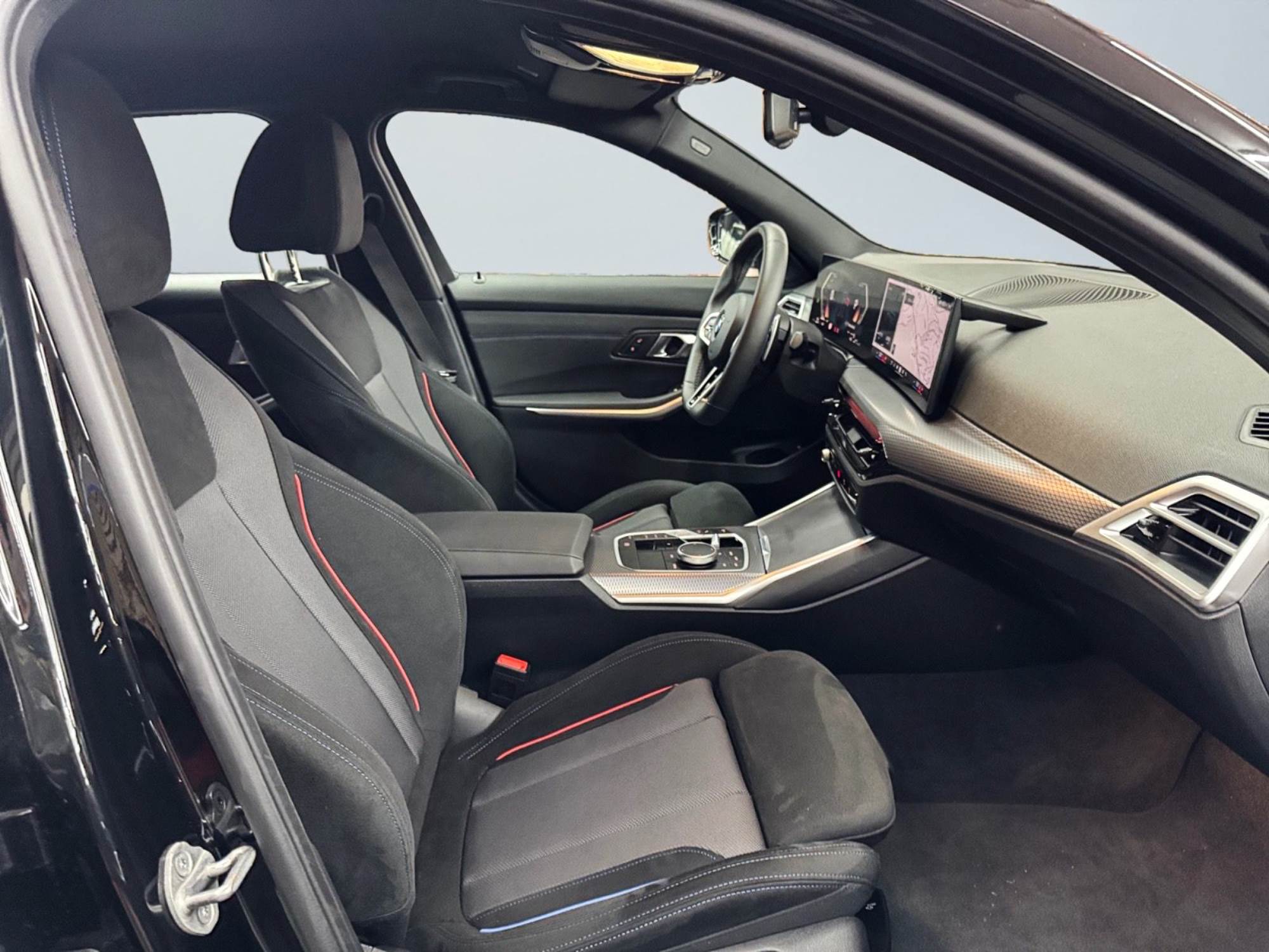 BMW 330 i XDRIVE 245 CV