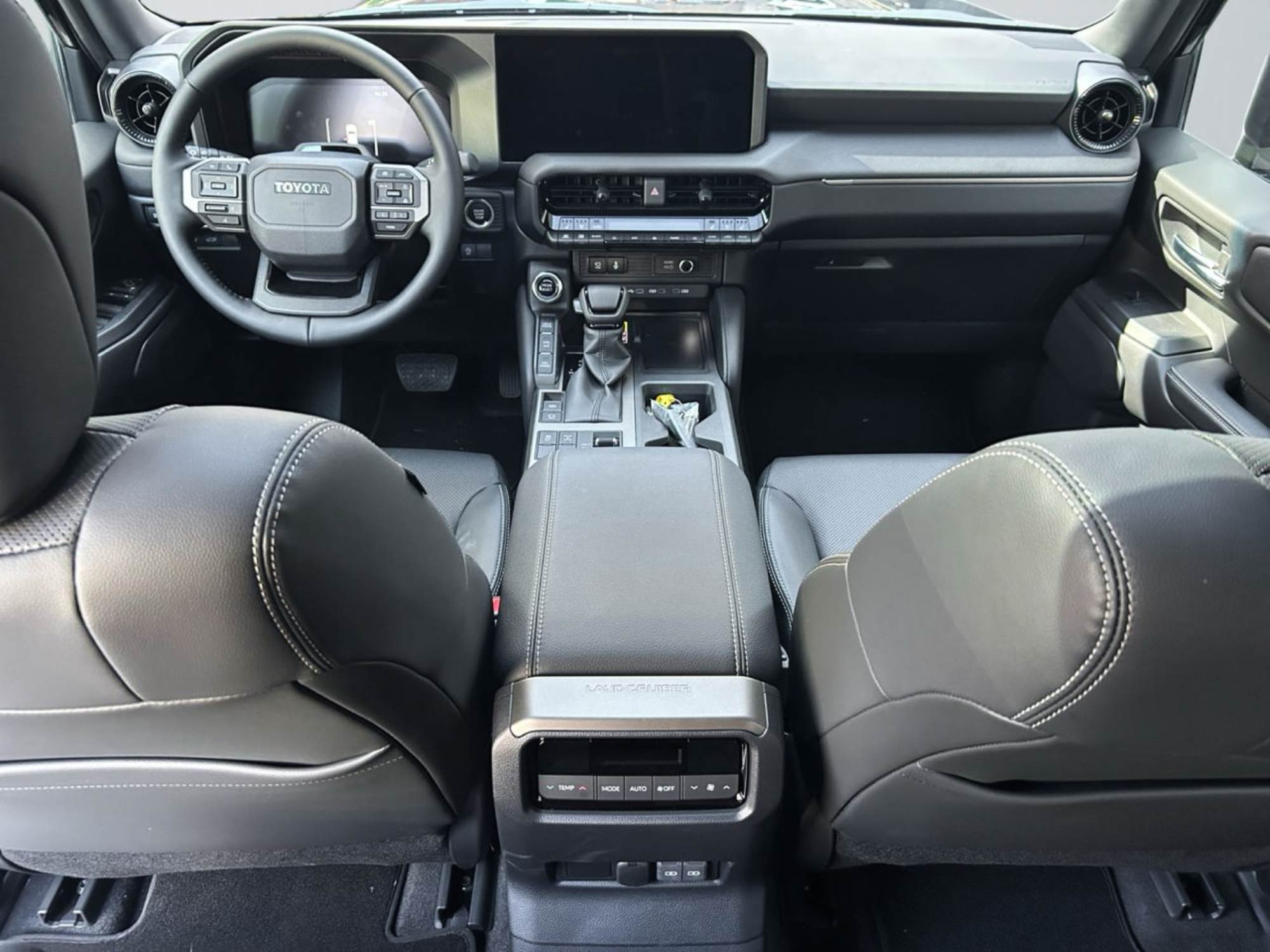 Toyota Land Cruiser 250 VX