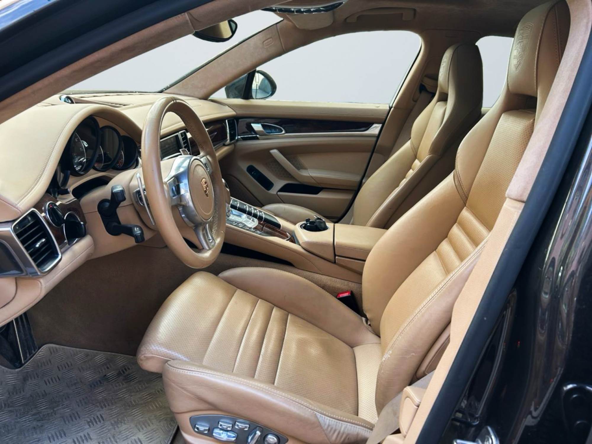 Porsche Panamera GTS 