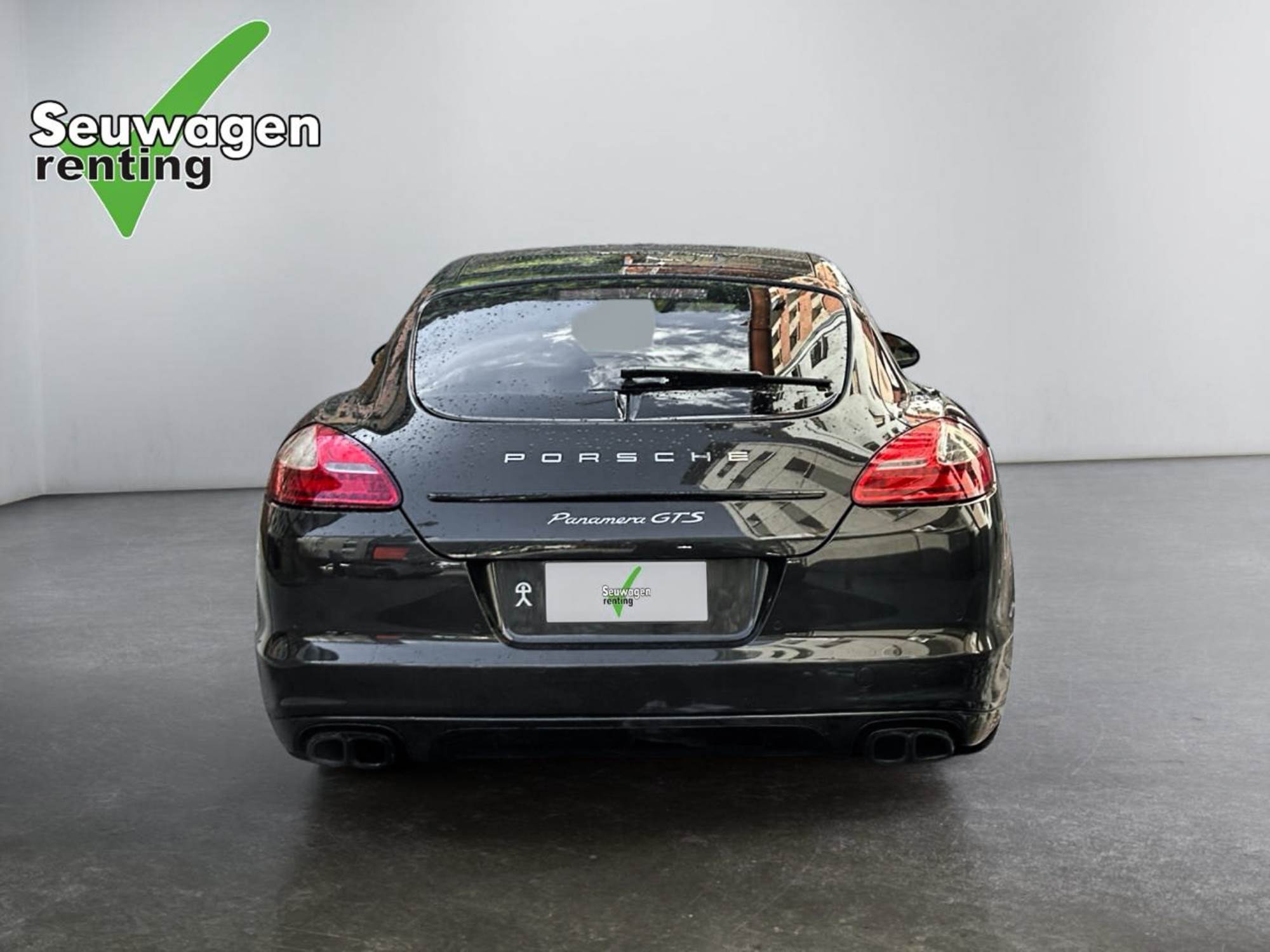 Porsche Panamera GTS 