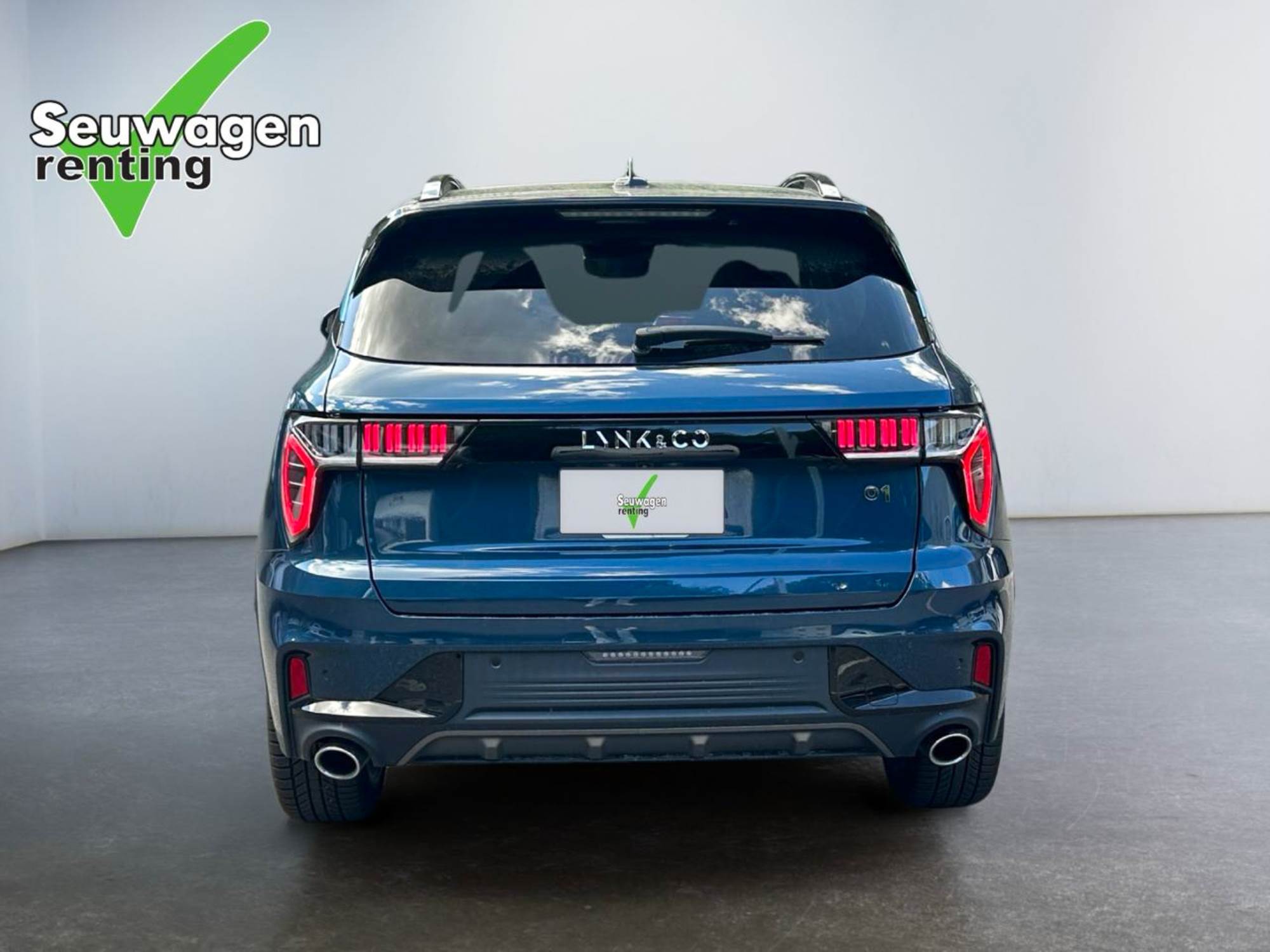 Lynk&Co 01 261 Cv