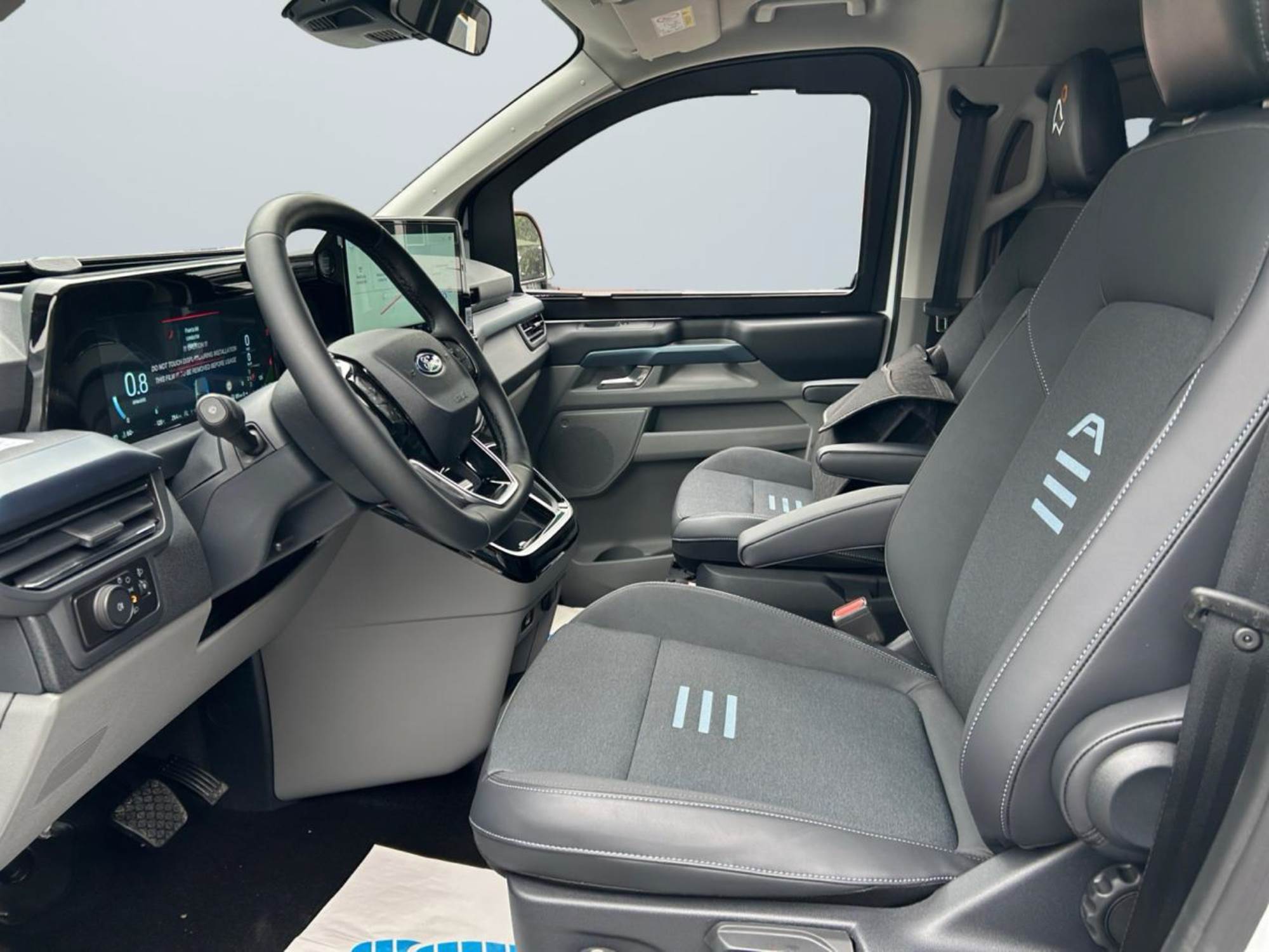 Ford Panama P10+