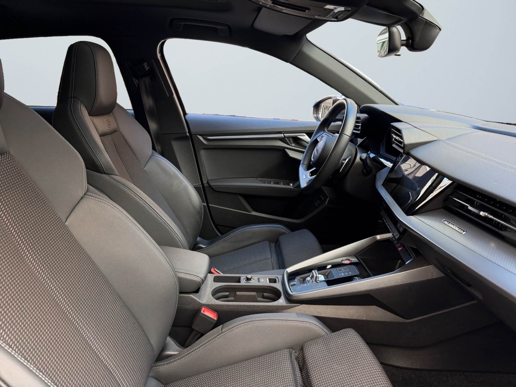 Audi S3 Sportback Full Black