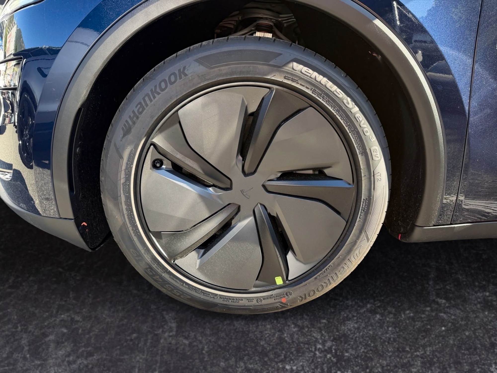 Tesla Model Y Dual Motor 497 CV