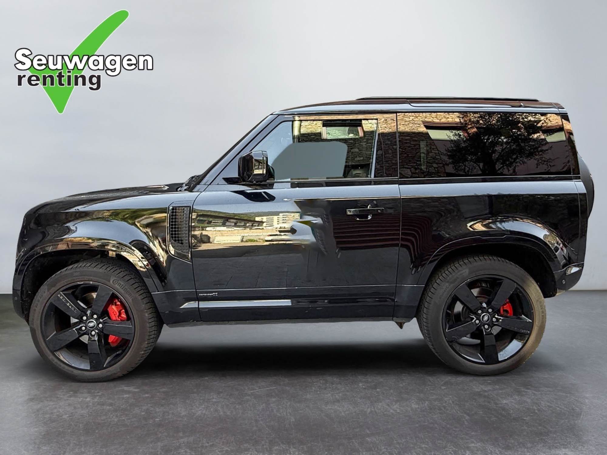 Land Rover Defender P400 