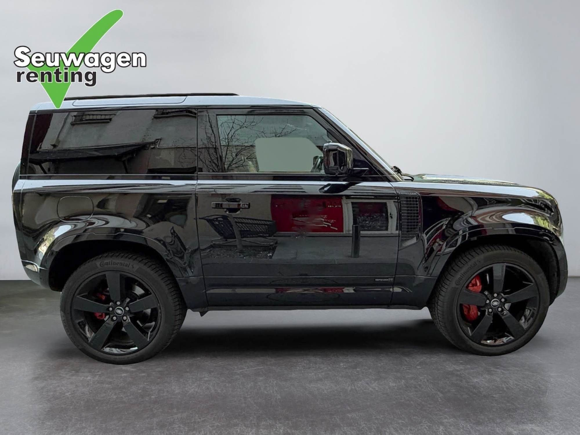 Land Rover Defender P400 