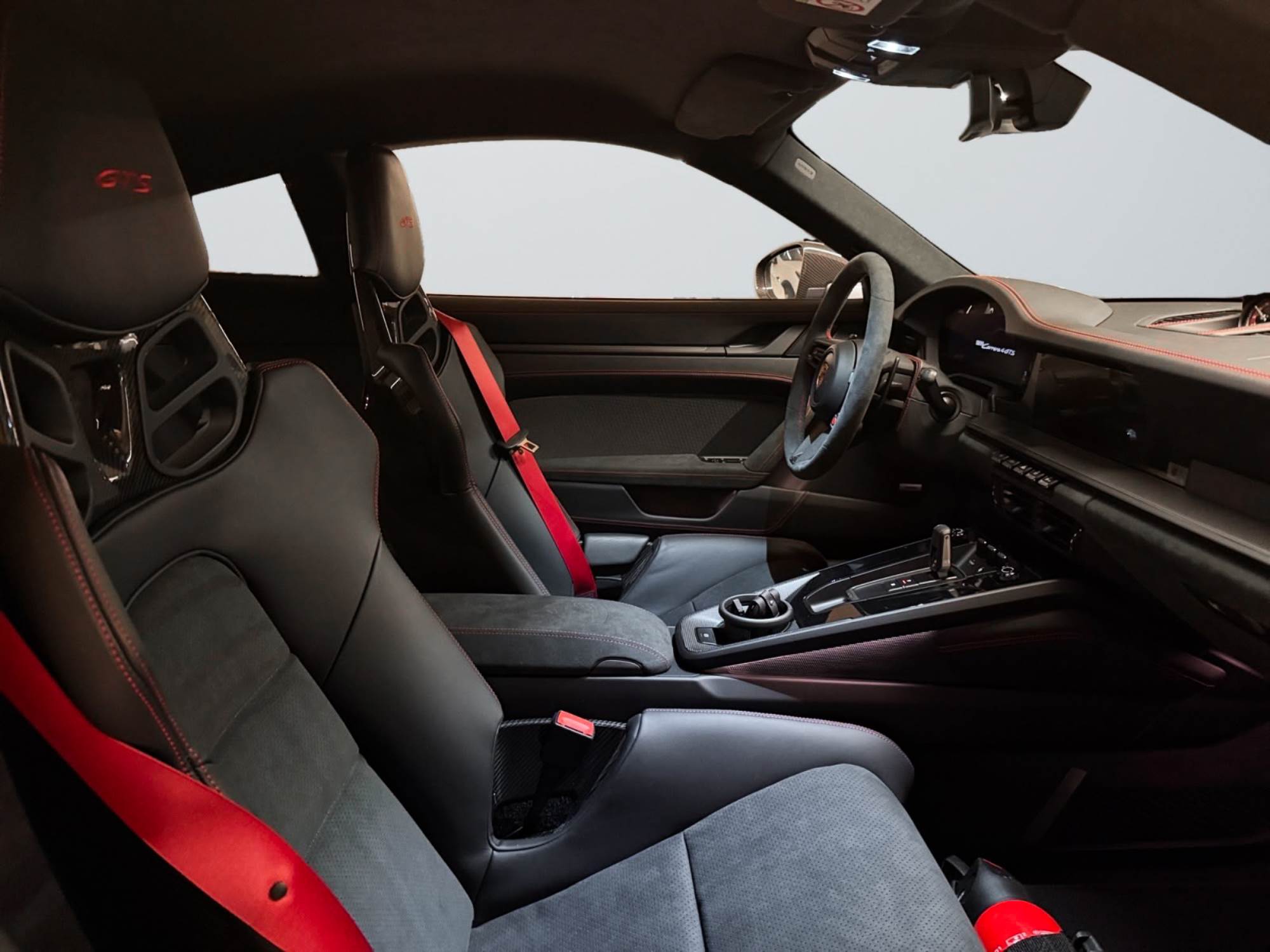 Porsche 911 992 Carrera 4 GTS 541 CV