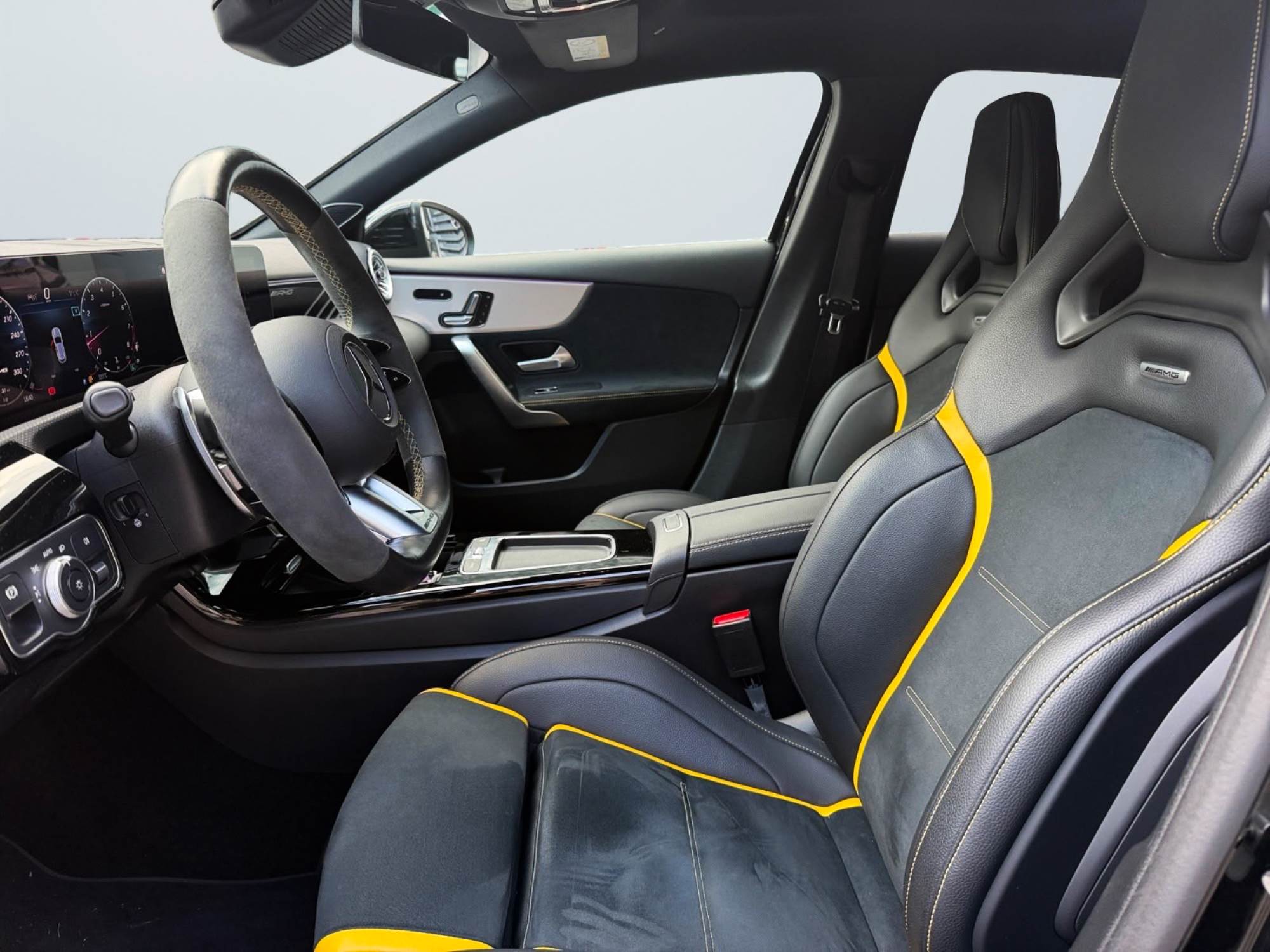 Mercedes-Benz AMG A 45 S 4MATIC 421 CV