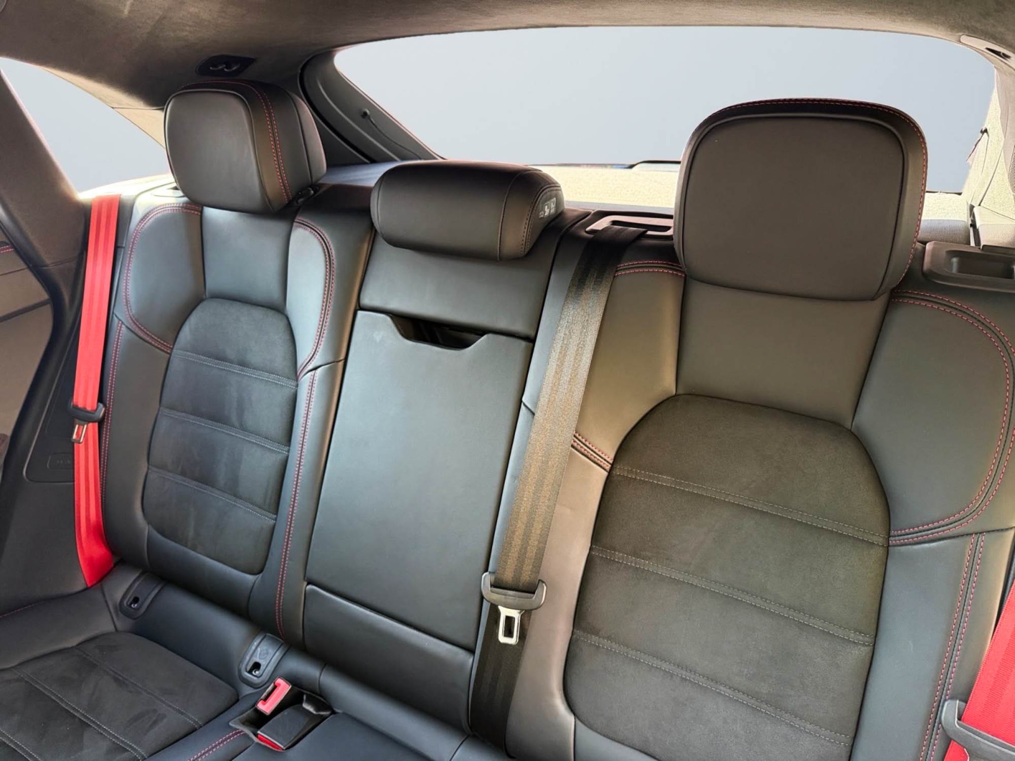 Porsche Macan GTS 441 CV