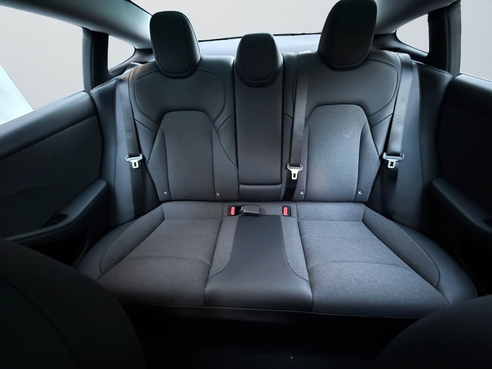 Tesla Model 3 Standard Range 