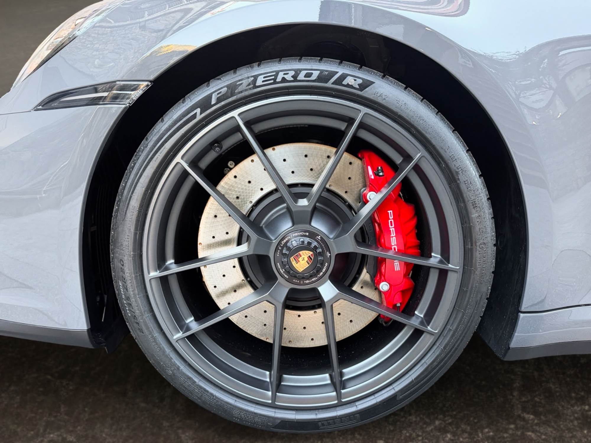 Porsche 911 992 Carrera 4 GTS 541 CV
