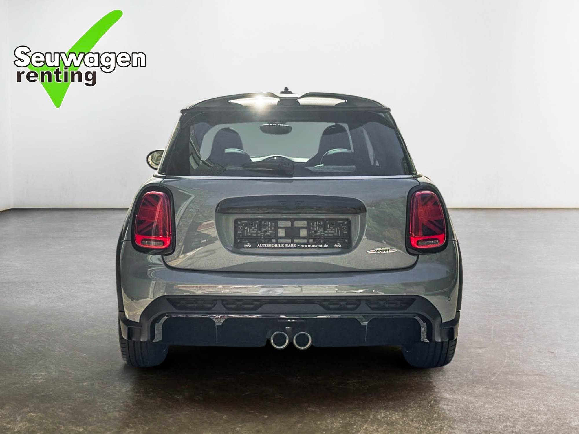 MINI Cooper John Cooper Works