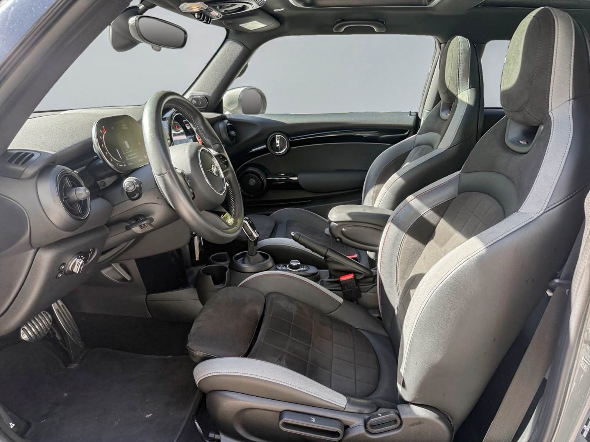 MINI Cooper John Cooper Works